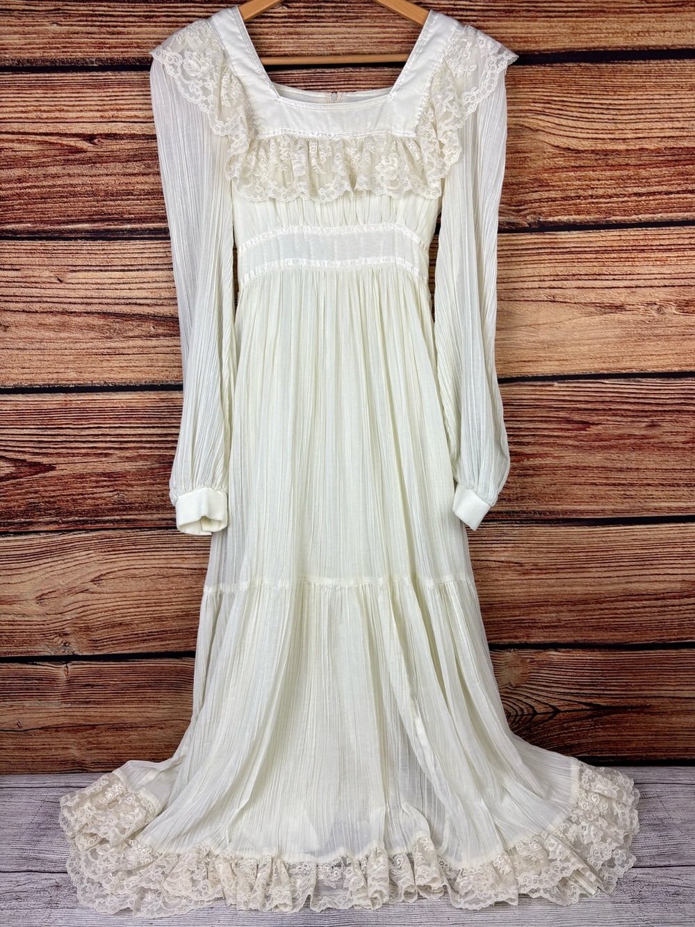 Vintage 1970s Gunne Sax By Jessica McClintock White Edwardian Lace Style Dress